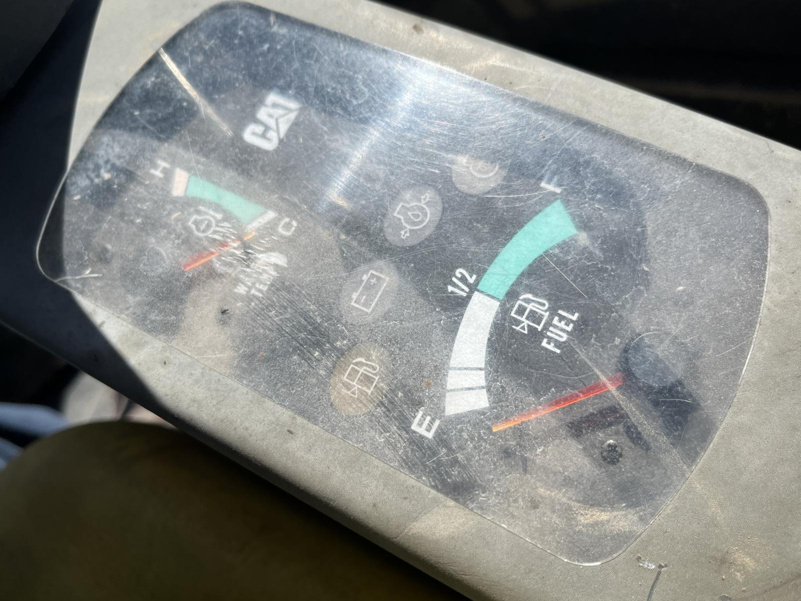 ./imagenes/INVOICE/2019/16474/MINIEXCAVADORA CATERPILLAR 304 (14).JPG